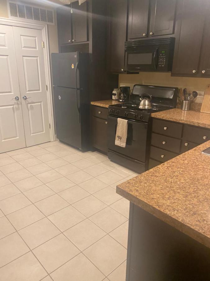Entire Modern 2 Bedroom Apartment Chicago Exteriör bild